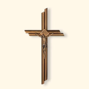 Krzyż z Chrystusem 24396